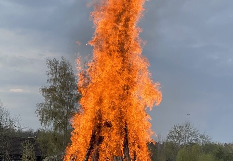 Das Fischbacher Osterfeuer 2026 oder Das Comeback des Jahres